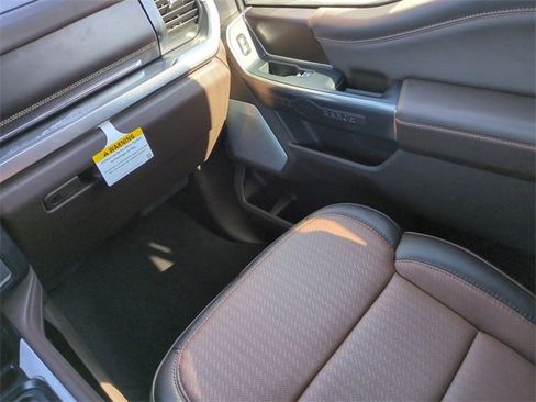 New 2026 Ford F250 King Ranch w/ FX4 Off-Road Package image 17