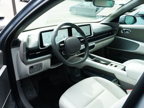 Used 2025 Hyundai Ioniq 6 SEL RWD image 10