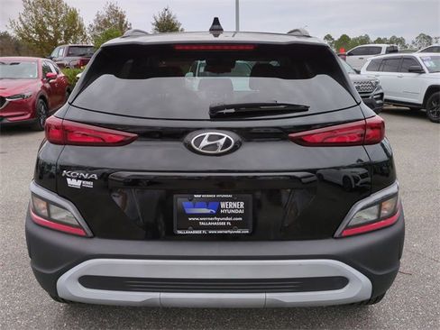 Used 2023 Hyundai Kona SEL w/ Winter Weather Package image 6