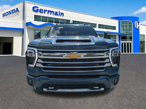 Used 2025 Chevrolet Silverado 3500 High Country w/ Technology Package image 9