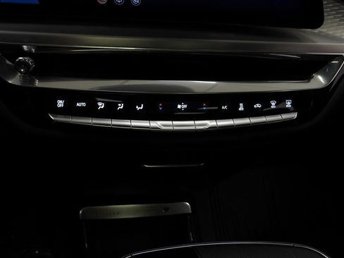 Used 2024 Cadillac Lyriq Sport w/ LPO, Floor Liner Package AWD/4WD image 20