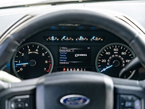 Used 2016 Ford F150 XLT w/ Equipment Group 302A Luxury image 17