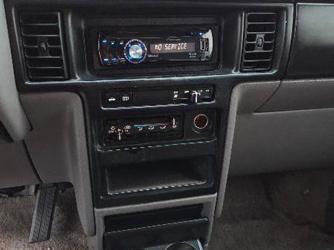 Used 1993 Plymouth Grand Voyager LE image 10