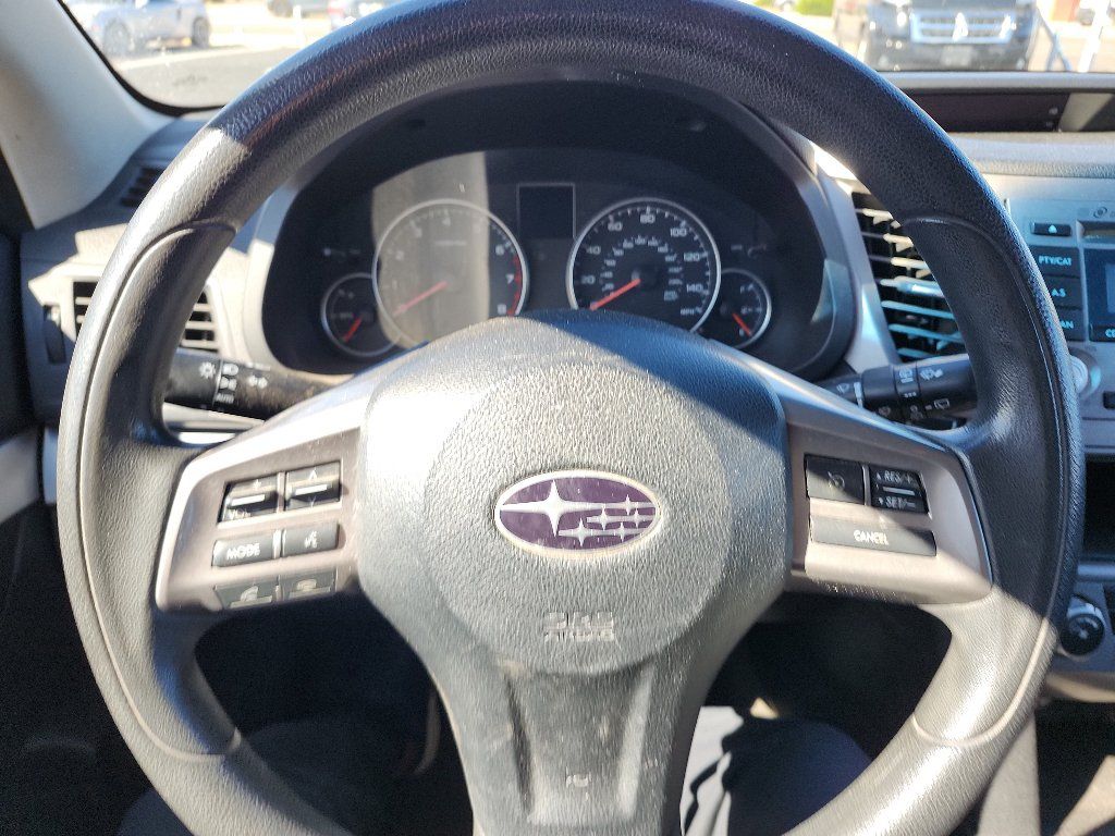 Used 2013 Subaru Outback 2.5i AWD/4WD image 17