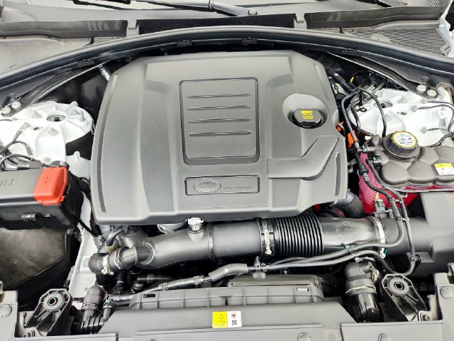 Certified 2026 Land Rover Range Rover Velar S AWD/4WD image 31
