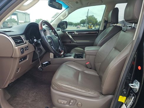 Used 2015 Lexus GX 460 w/ Premium Package AWD/4WD image 7