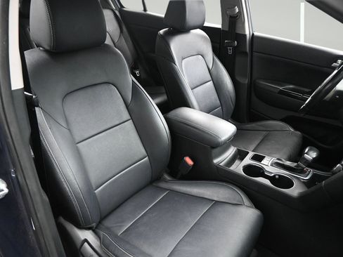 Used 2018 Kia Sportage EX w/ EX Premium Package FWD image 13
