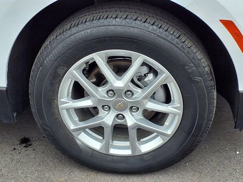 Used 2024 Chevrolet Equinox LT AWD/4WD image 26