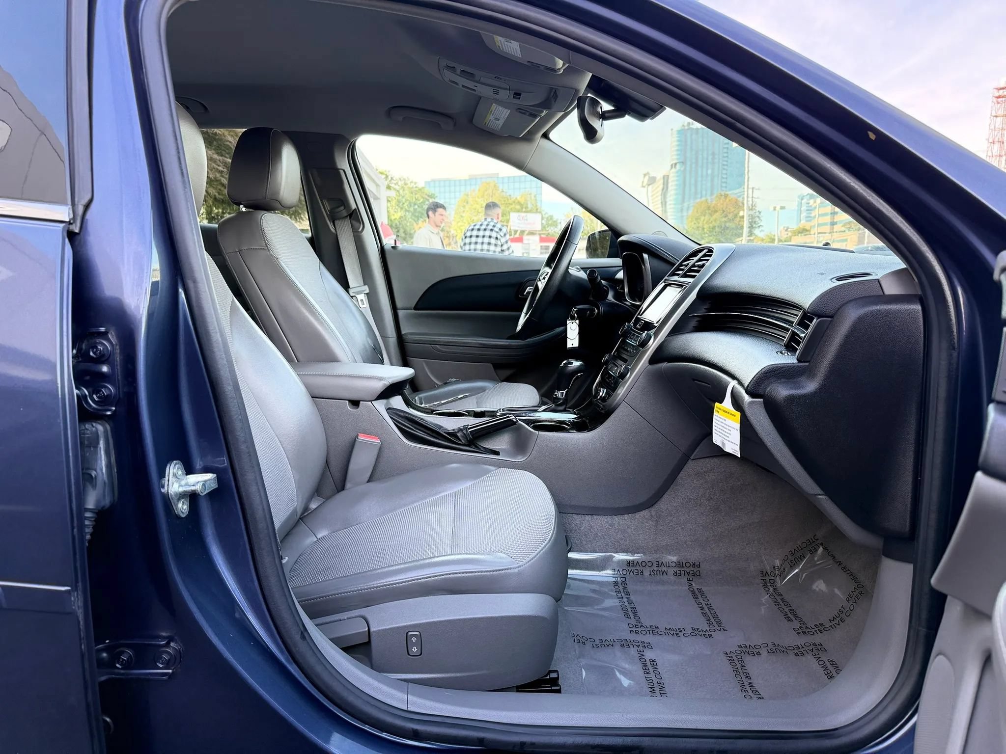 Used 2015 Chevrolet Malibu LT w/ Power Convenience Package FWD image 28