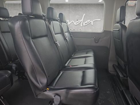 Used 2021 Ford Transit 350 XL image 22