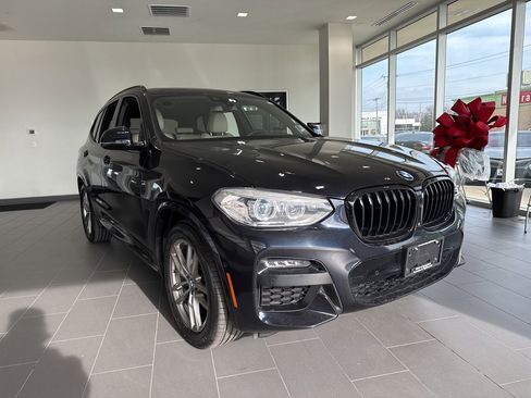 Used 2021 BMW X3 xDrive30i w/ M Sport Package image 2