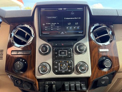 Used 2015 Ford F350 Lariat w/ Lariat Ultimate Package AWD/4WD image 28