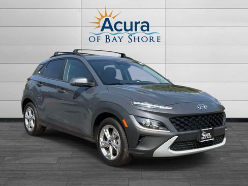 Used 2023 Hyundai Kona SEL w/ Cargo Package AWD/4WD image 2