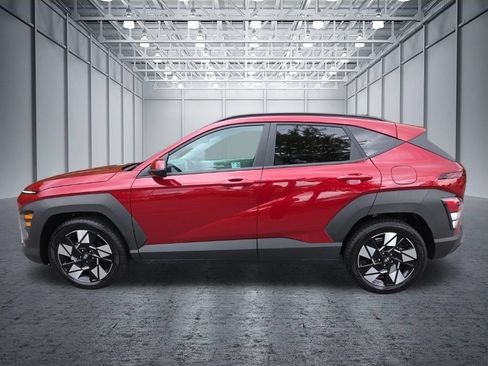 Used 2025 Hyundai Kona SEL FWD image 4