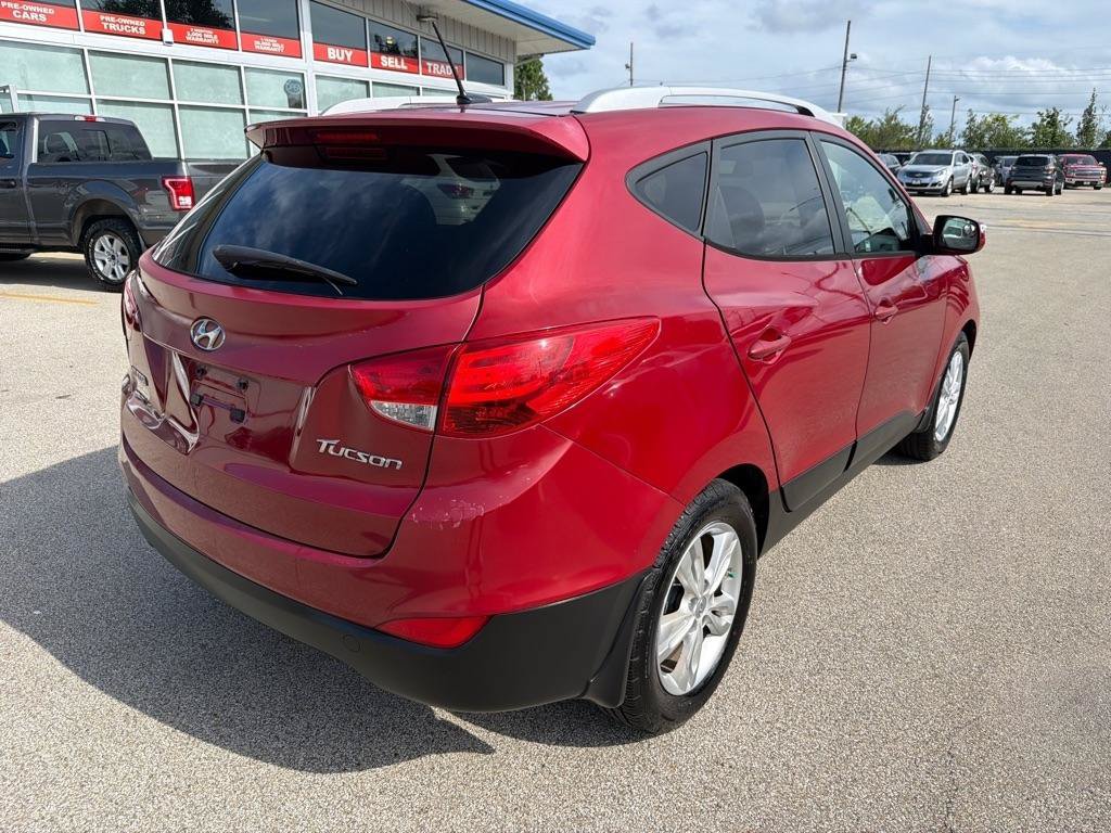 Used 2012 Hyundai Tucson GLS FWD image 8