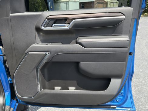 Used 2022 Chevrolet Silverado 1500 LT Trail Boss w/ Protection Package AWD/4WD image 14