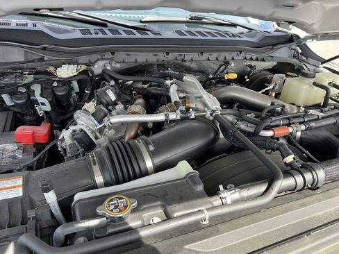 Used 2023 Ford F250 Lariat w/ Lariat Ultimate Package image 28