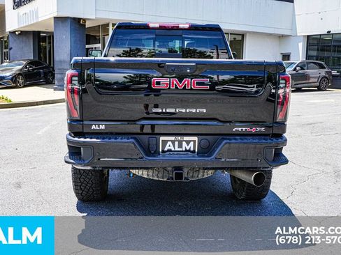 Used 2024 GMC Sierra 2500 AT4X AWD/4WD image 10