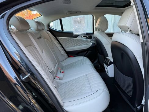 Used 2020 Genesis G70 2.0T w/ Prestige Package AWD/4WD image 21