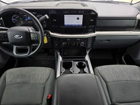 Used 2023 Ford F250 XLT w/ FX4 Off-Road Package AWD/4WD image 17