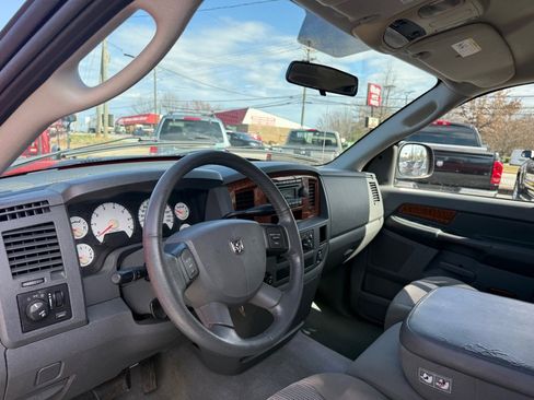 Used 2006 Dodge Ram 1500 Truck SLT image 10