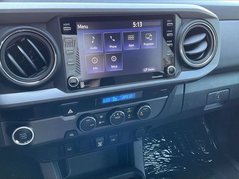 Used 2021 Toyota Tacoma SR5 RWD image 9