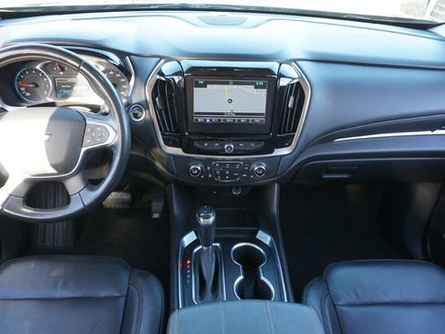Used 2019 Chevrolet Traverse RS image 27
