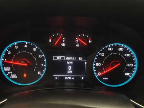 Used 2020 Chevrolet Equinox LS w/ LPO, Cargo Package image 23