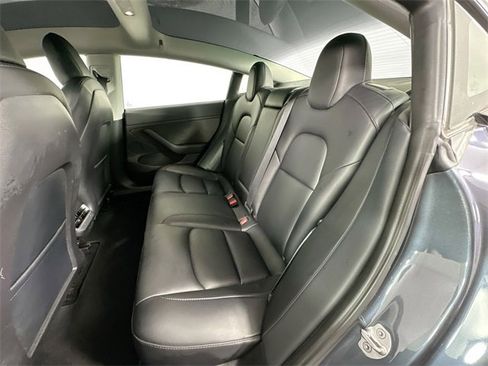 Used 2022 Tesla Model 3 Performance image 22