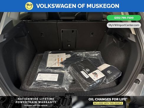 New 2026 Volkswagen Taos SEL image 27