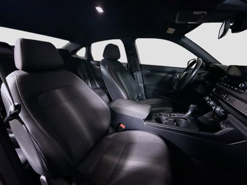 Used 2023 Honda Civic Sport image 29