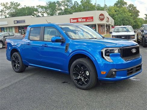 New 2025 Ford Maverick Lobo image 2