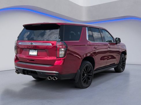 Used 2021 Chevrolet Tahoe High Country w/ Premium Package AWD/4WD image 3