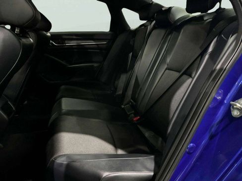 Used 2018 Honda Accord Sport image 33