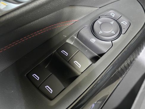 New 2026 Chevrolet Trax RS w/ Sunroof Package image 21