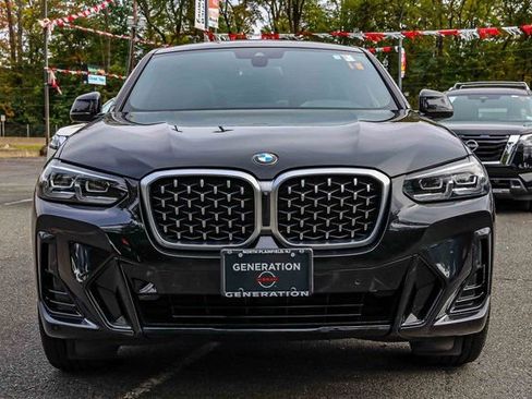 Used 2023 BMW X4 xDrive30i w/ M Sport Package image 2