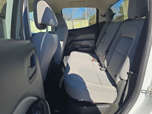 Used 2018 Chevrolet Colorado W/T w/ WT Convenience Package image 23