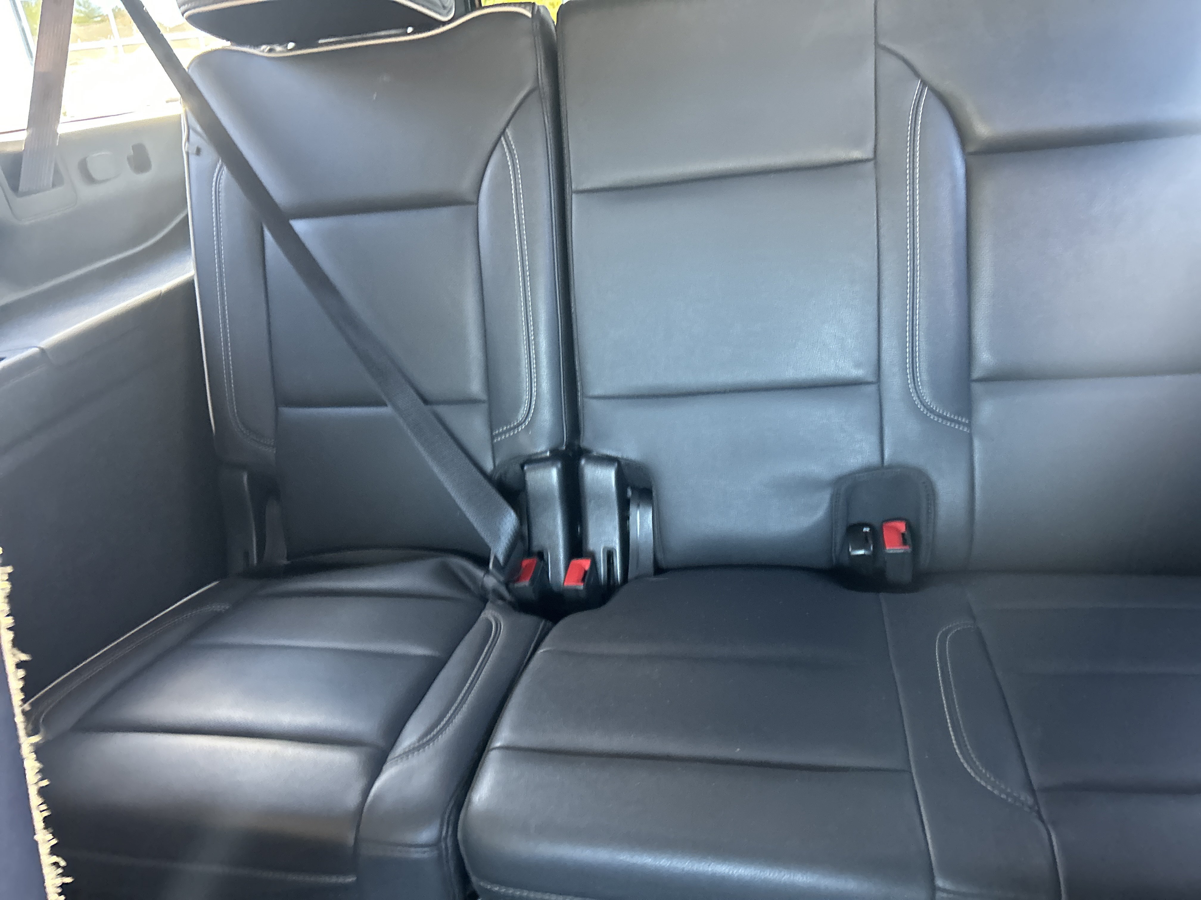 Used 2023 GMC Yukon XL SLT w/ SLT Luxury Package AWD/4WD image 32