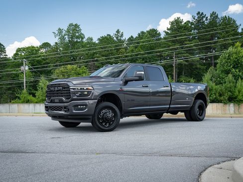 New 2026 RAM 3500 Laramie AWD/4WD image 3
