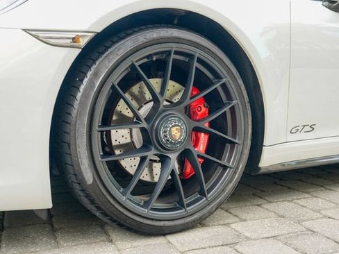 Used 2018 Porsche 911 Targa 4 GTS AWD/4WD image 43