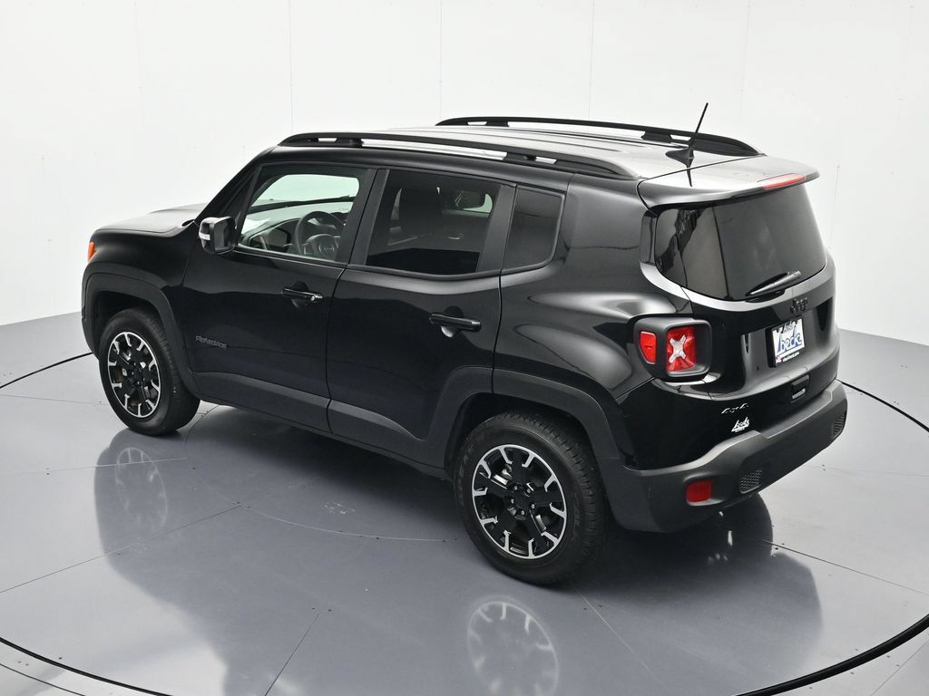 Used 2023 Jeep Renegade Latitude AWD/4WD image 34