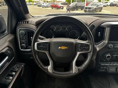 Used 2021 Chevrolet Silverado 1500 LT w/ Fleet Comfort Package AWD/4WD image 12
