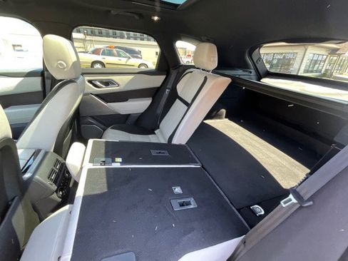 Used 2018 Land Rover Range Rover Velar R-Dynamic SE AWD/4WD image 33