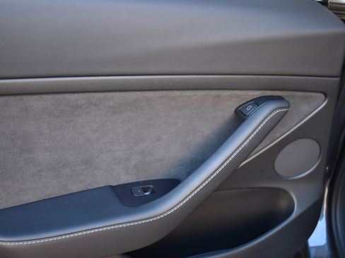 Used 2023 Tesla Model 3 Standard Range image 23