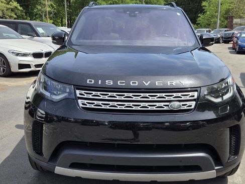 Used 2018 Land Rover Discovery HSE image 2