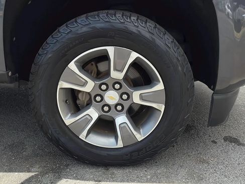 Used 2016 Chevrolet Colorado Z71 RWD image 10