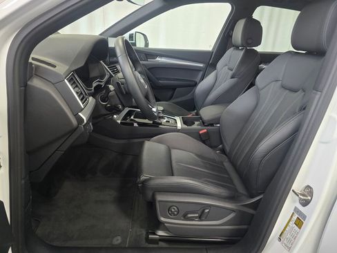 Used 2025 Audi Q5 2.0T Premium image 13
