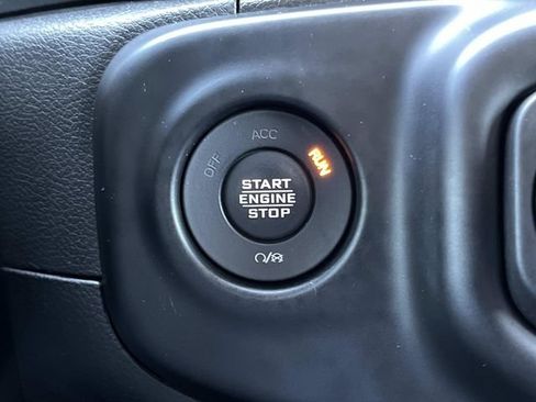 Used 2021 Jeep Wrangler Unlimited Sport AWD/4WD image 31