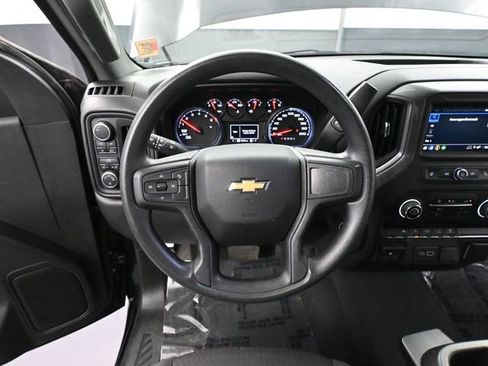 Used 2023 Chevrolet Silverado 1500 Custom image 26