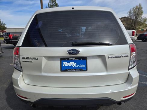 Used 2010 Subaru Forester 2.5X image 6